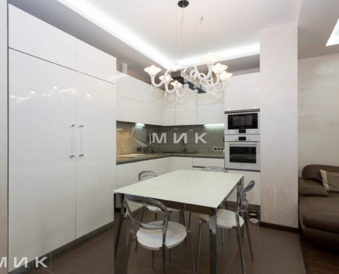 Кутовий комплект меблів білий глянець Кутовий комплект меблів з обіднім столом зі скла