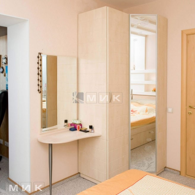 светлый-туалетный-столик-для-спальни-222 светлый-туалетный-столик-для-спальни-222