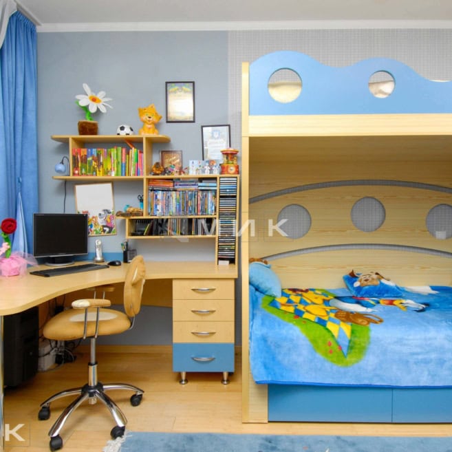 компьютерный-стол-и-полки-для-ученика-120 компьютерный-стол-и-полки-для-ученика-120