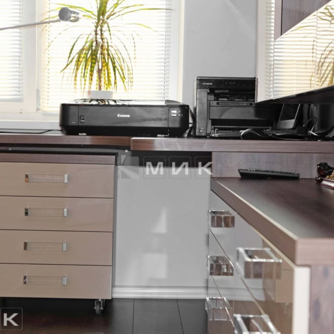 компьютерный-стол-беж-204 компьютерный-стол-беж-204