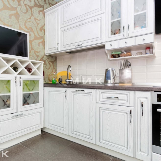 белая-классическая-кухня-3034 белая-классическая-кухня-3034