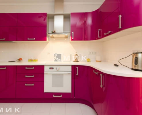красивая-кухня-гнутая-7002