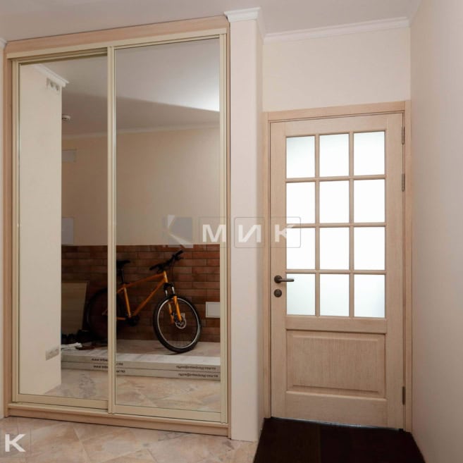 зеркальный-шкаф-купе-133 зеркальный-шкаф-купе-133