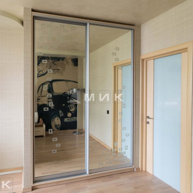 зеркальный-шкаф-купе-в-спальню-135 зеркальный-шкаф-купе-в-спальню-135