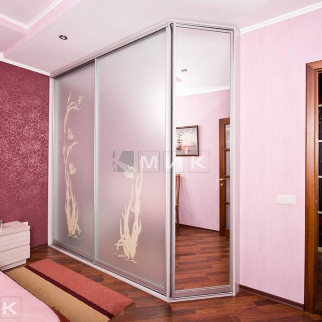 шкаф-купе-зеркальный-с-пескоструем-140 шкаф-купе-зеркальный-с-пескоструем-140