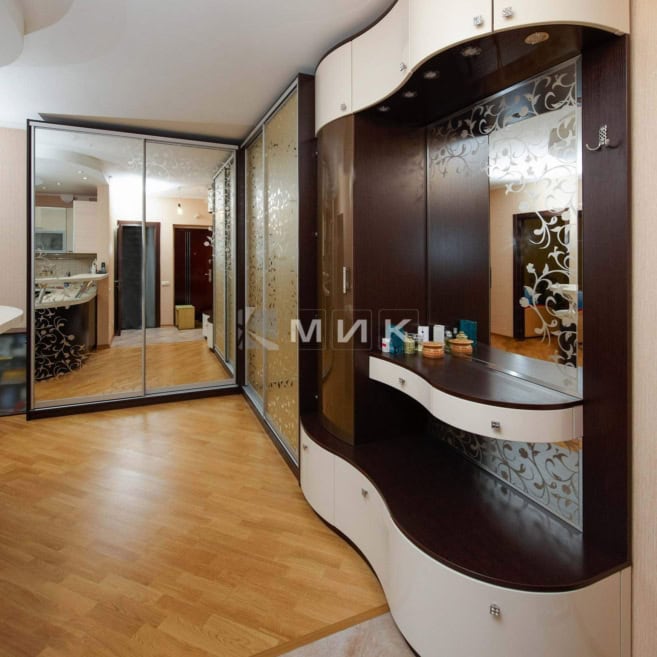 изогнутый-шкаф-купе-на-фото-165 изогнутый-шкаф-купе-на-фото-165