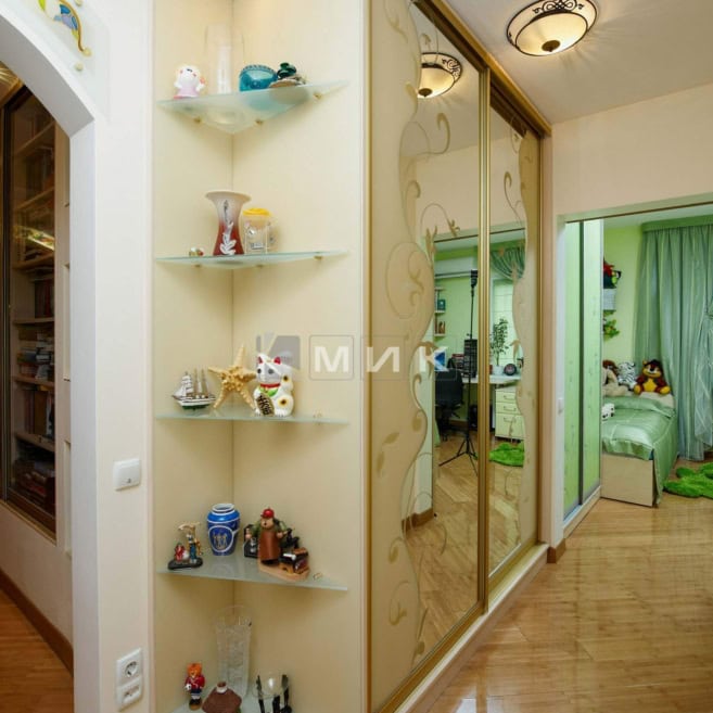 стеклянные-полки-шкафа-купе-173 стеклянные-полки-шкафа-купе-173