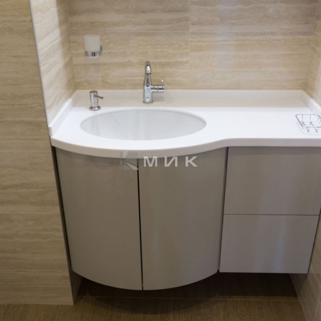 Тумба в ванную с гнутыми фасадами Тумба в ванную с гнутыми фасадами
