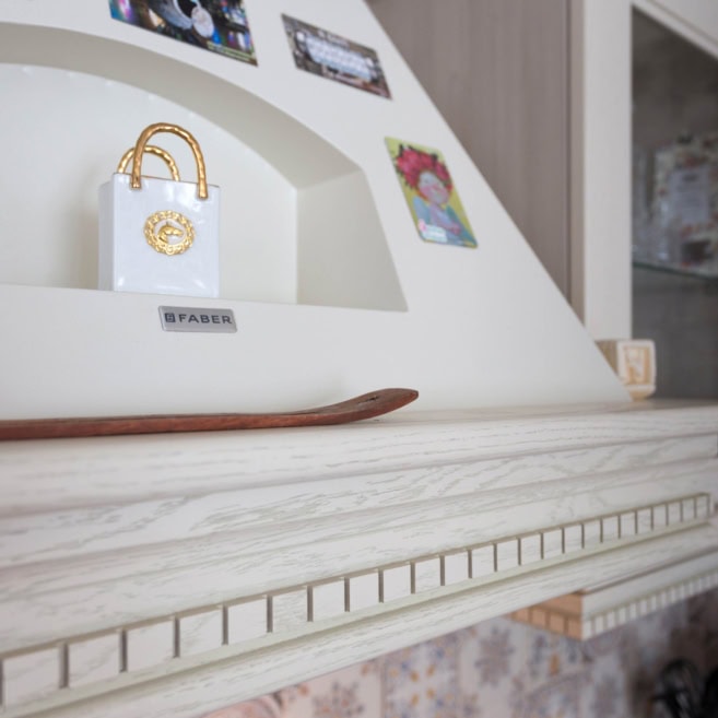 Кухня-классика-вытяжка Faber-декор-Drewpol-(натуральное-дерево)--1019 Кухня-классика-вытяжка Faber-декор-Drewpol-(натуральное-дерево)--1019