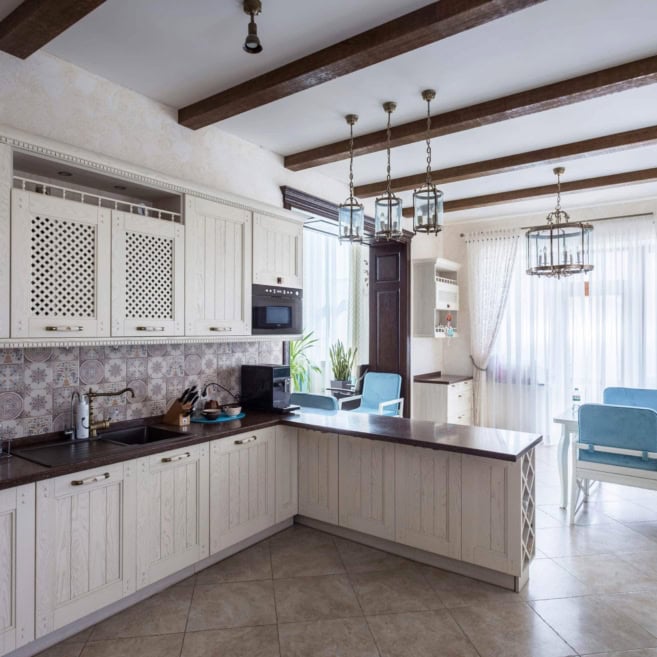 Кухня-классика-светильники на потолке--1012 Кухня-классика-светильники на потолке--1012