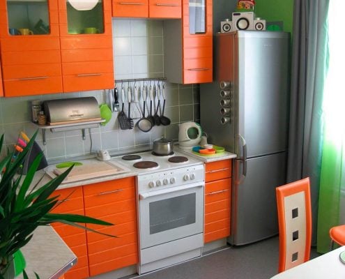 маленькая-оранжевая-кухня