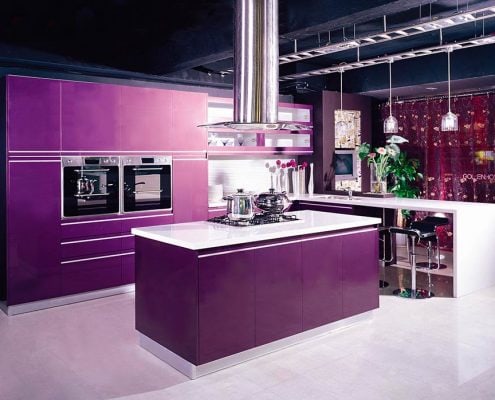фиолетовый-цвет-кухни-фото