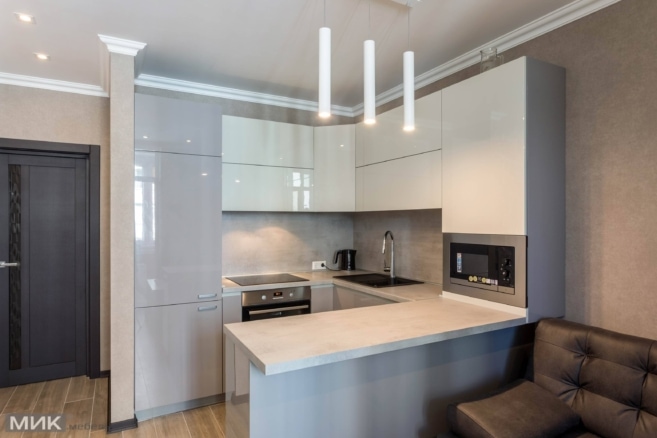 бело-серая-кухня-на-фото--1007