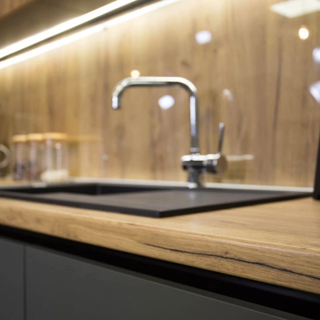 Смеситель хром на кухне Смеситель хром на кухне