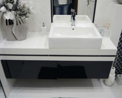 тумба-для-ванной-чёрный-глянец