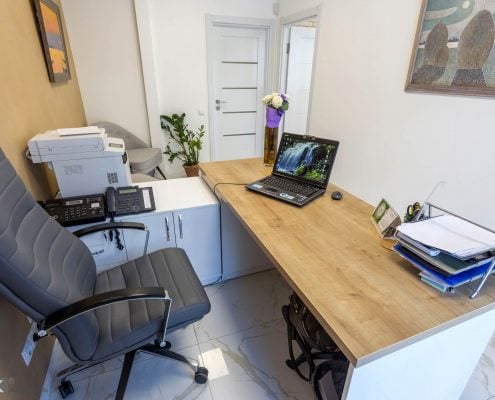 Офисный-стол-секретаря фото Офисный-стол-секретаря фото