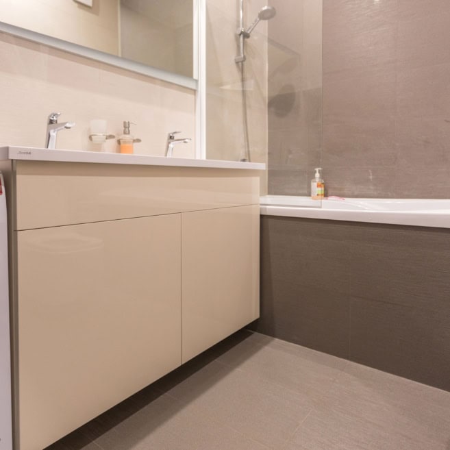 Тумба-с-умывальником-Ravak-1001 Тумба-с-умывальником-Ravak-1001