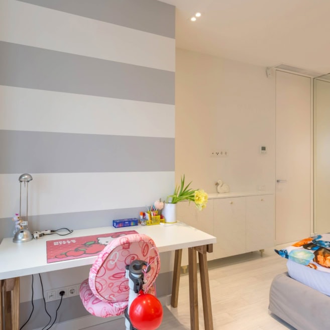 розовое кресло в детской комнате розовое кресло в детской комнате