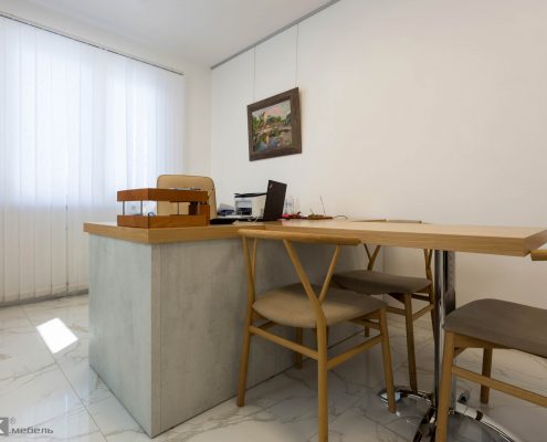 фото стола-руководителя-женщины-1011 фото стола-руководителя-женщины-1011