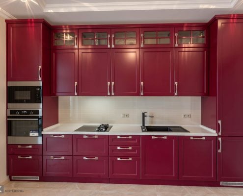 кухня-бордо-на-фото-в-загородном-доме-1001 кухня-бордо-на-фото-в-загородном-доме-1001