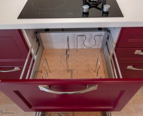 Ящик с вкладкой кухня-бордо Ящик с вкладкой кухня-бордо