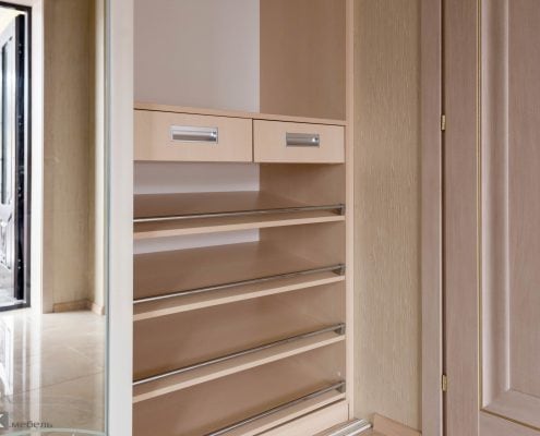 Полки под обувь в шкафу Полки под обувь в шкафу