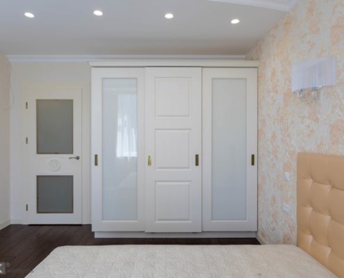 Шкаф-купе-с-раздвижными-МДФ-фасадами-1002 Шкаф-купе-с-раздвижными-МДФ-фасадами-1002