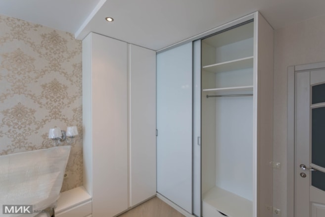 Угловой шкаф купе Угловой шкаф купе