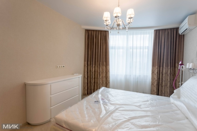 Комод-в-спальню-с гнутыми фасадами Комод-в-спальню-с гнутыми фасадами