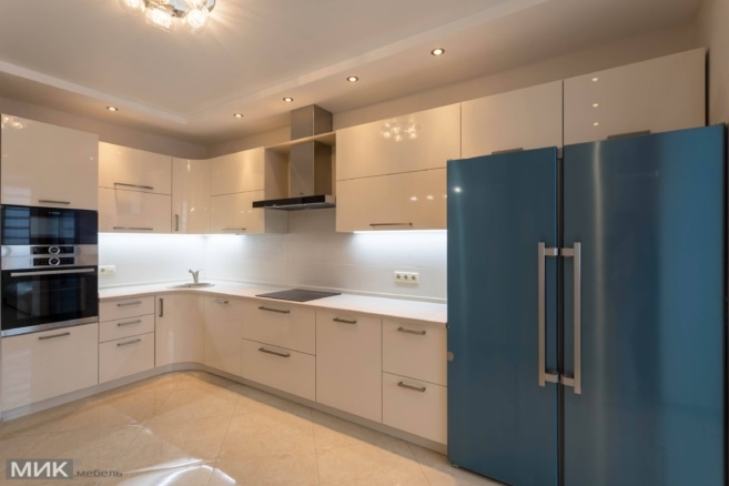 Кухня на заказ с крашеными фасадами Кухня краска МДФ