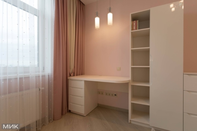 Стол-в-спальню-беж-1005 Стол-в-спальню-беж-1005