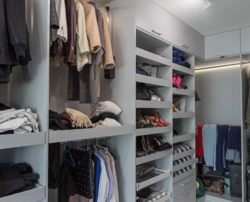 Большая-Гардеробная-комната-из ДСП Большая-Гардеробная-комната-из ДСП