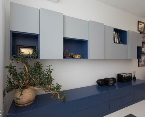 Фото стенки-для-домашнего-кабинета-из-крашеного-МДФ-1004 Фото стенки-для-домашнего-кабинета-из-крашеного-МДФ-1004