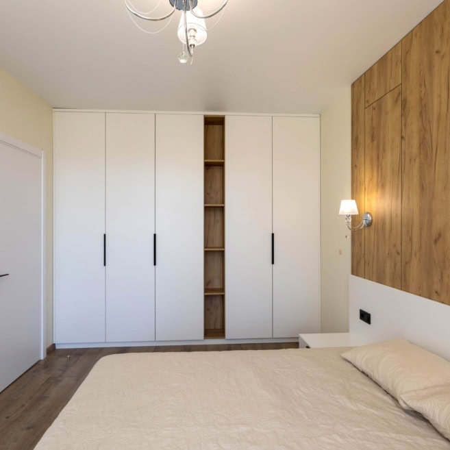 Шкаф распашной-для-спальни-ДСП-1003 Шкаф распашной-для-спальни-ДСП-1003