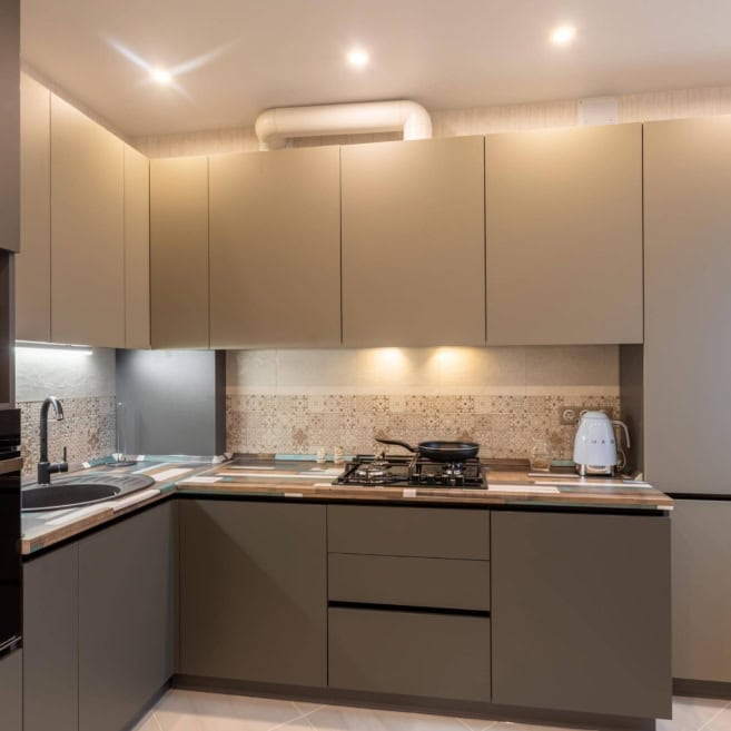 Угловая кухня с газовым котлом на заказ Угловая кухня с газовым котлом на заказ