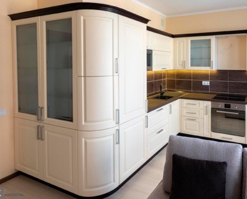 Пеналы-МДФ-с-наружным-углом-и-гнутыми-фасадами-107