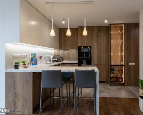 2_Кухня с барной стойкой кварц