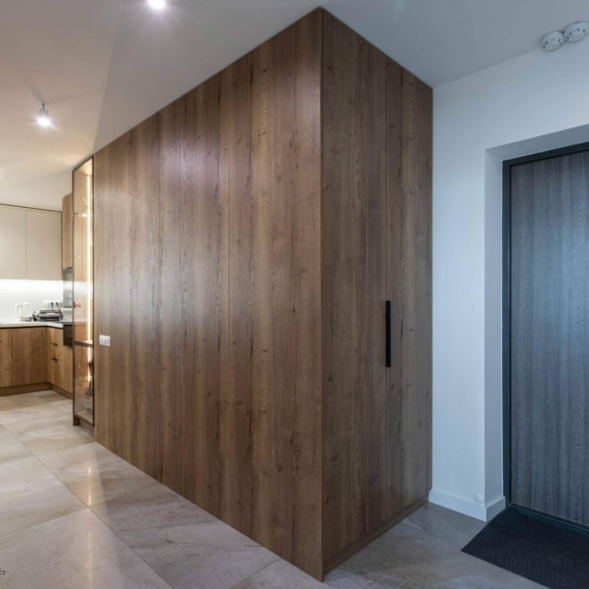 5_мебель зашивка стены панелями ДСП