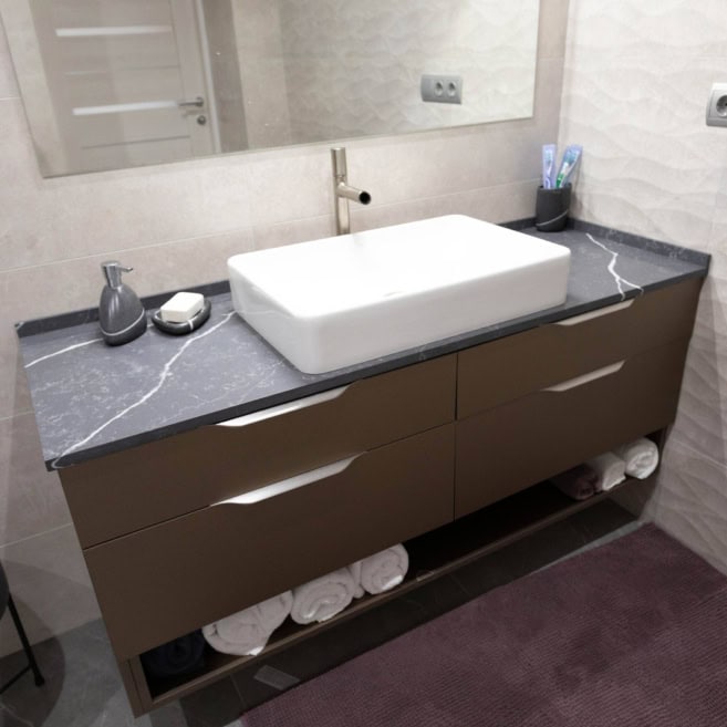 Подвесная тумба в ванную комнату Подвесная тумба в ванную комнату