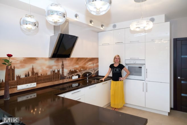 1_Гарбуз Вероника на белой кухне Мик Мебель Гарбуз Вероника на белой кухне Мик Мебель