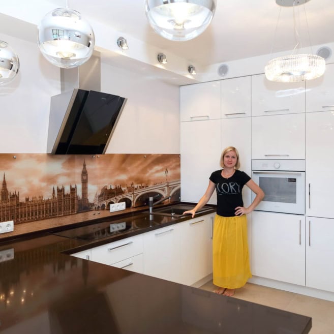 1_Гарбуз Вероника на белой кухне Мик Мебель Гарбуз Вероника на белой кухне Мик Мебель