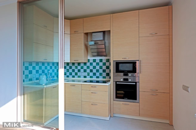 Інтегрована кухонна техніка в дизайні 'Сонячний Бриз' від 'Мік Меблі