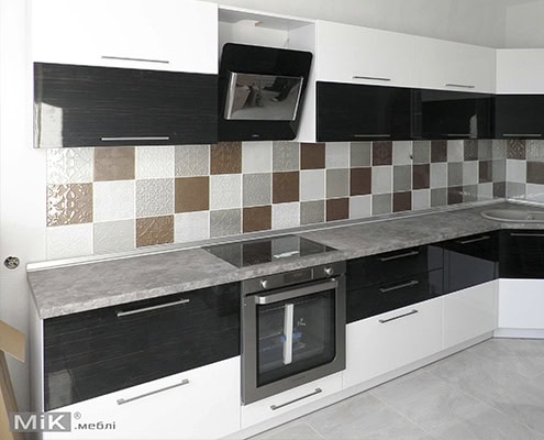 Чорно-біла кухня