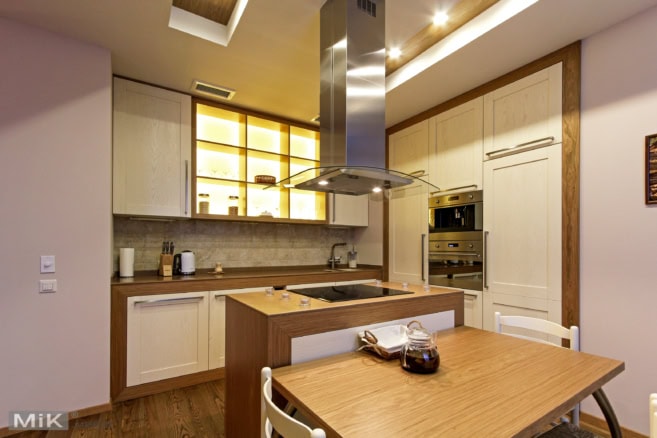 Мебель на заказ установлена в Киеве