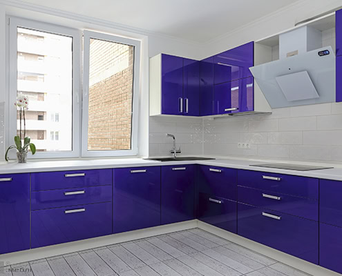 кухня темно-синя