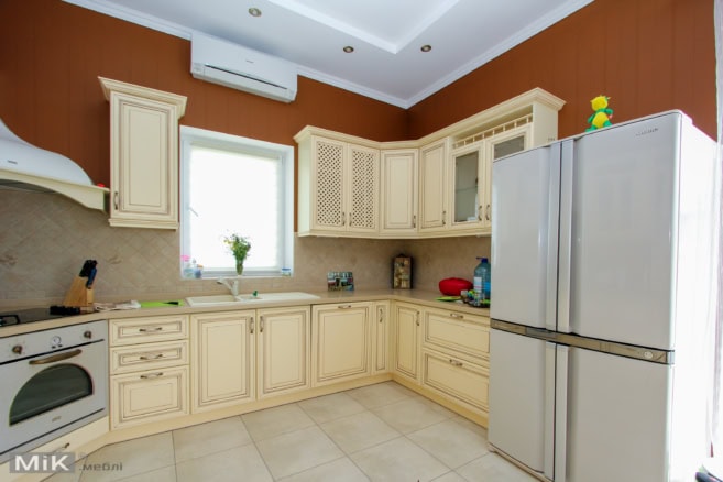 Кухонный гарнитур классика