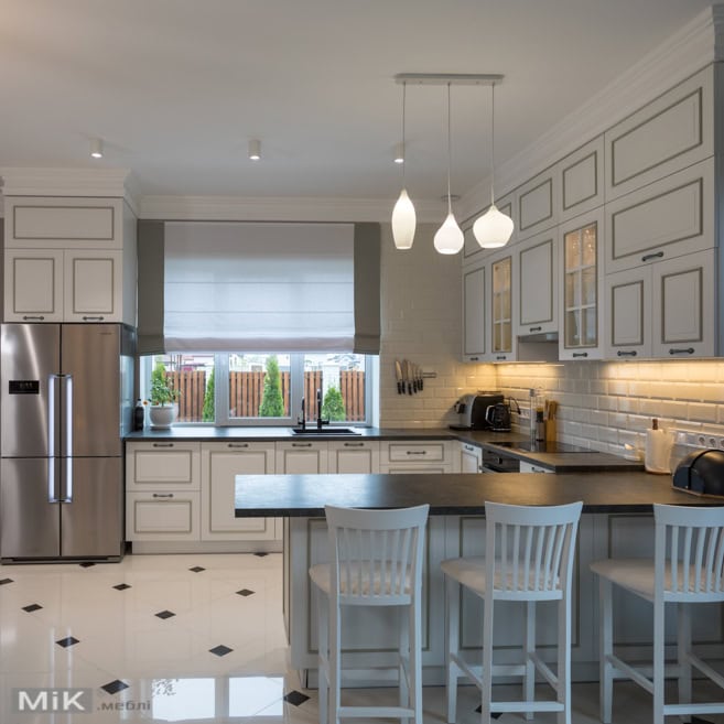 Класичний дизайн кухні з патиною