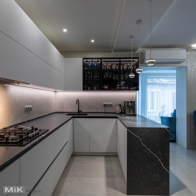 П-подібний гарнітур