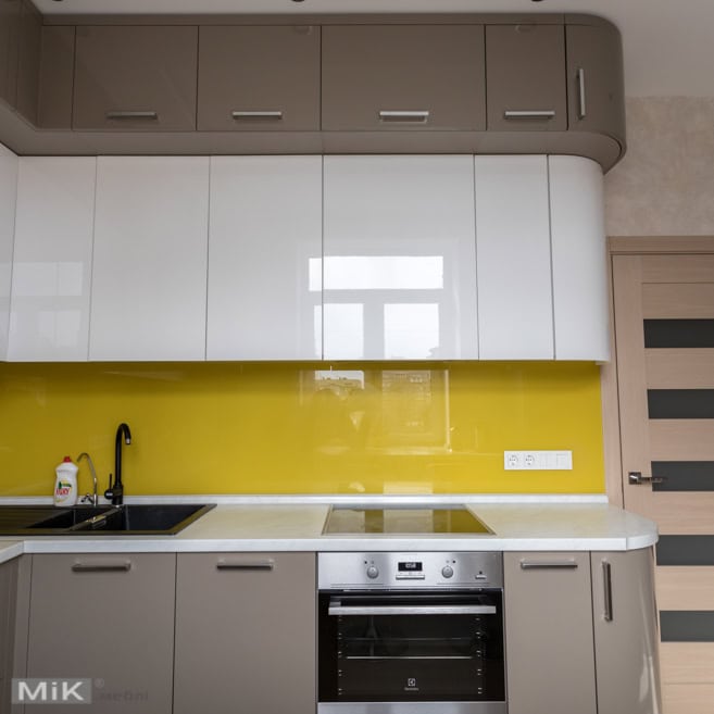 Кухня під стелю МДФ