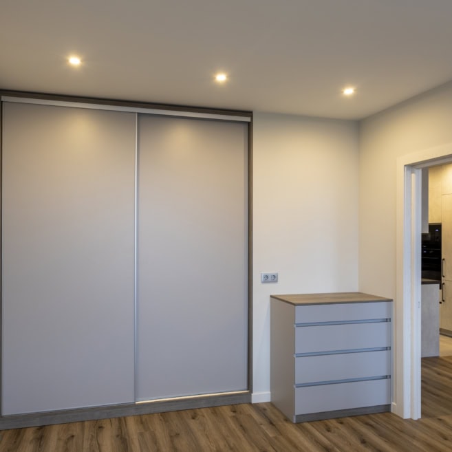 спальня в смарт квартирі